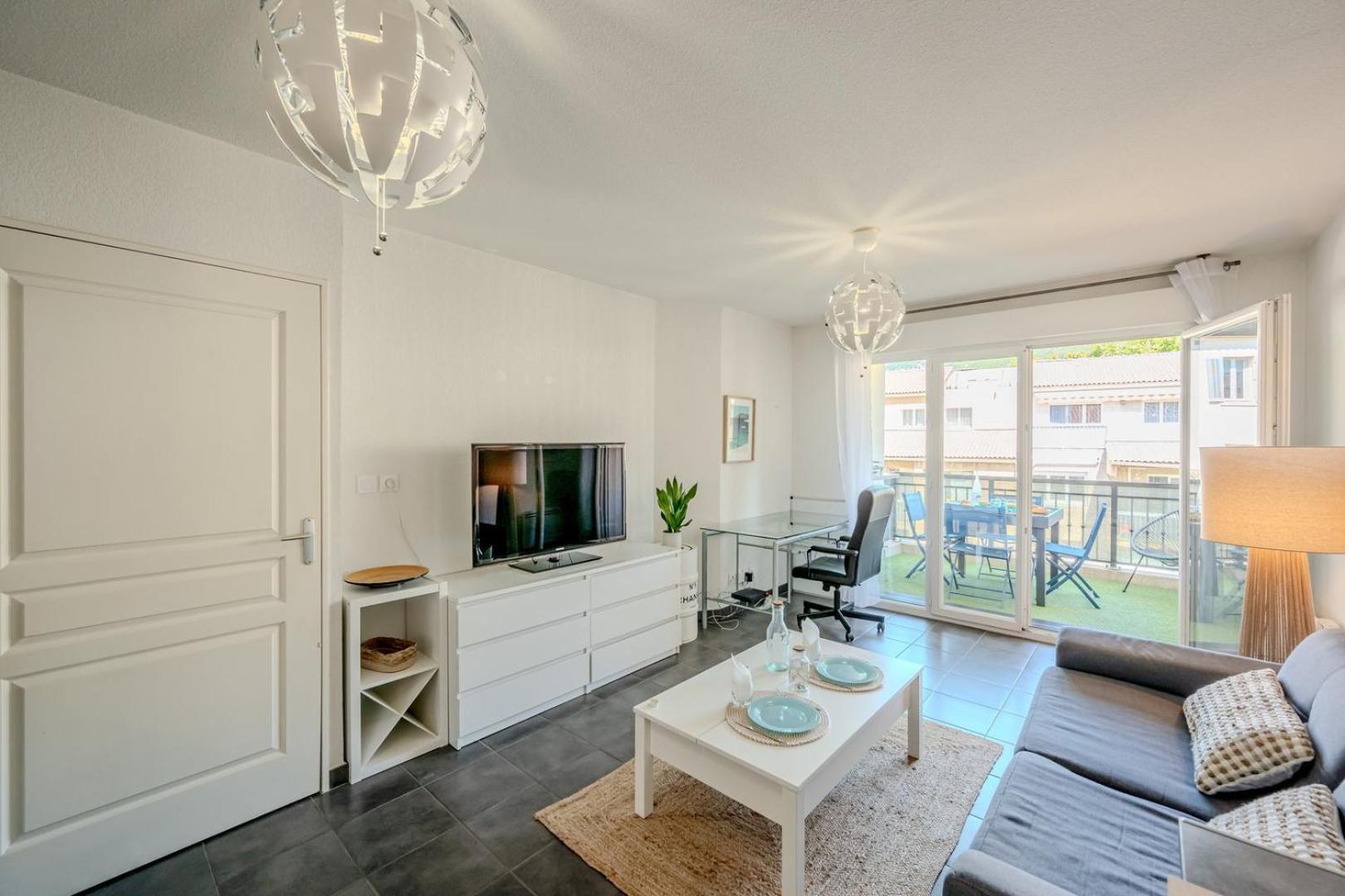 Le Neroli T2 Dernier Etage Avec Terrasse Et Garage Apartment Toulon Exterior photo